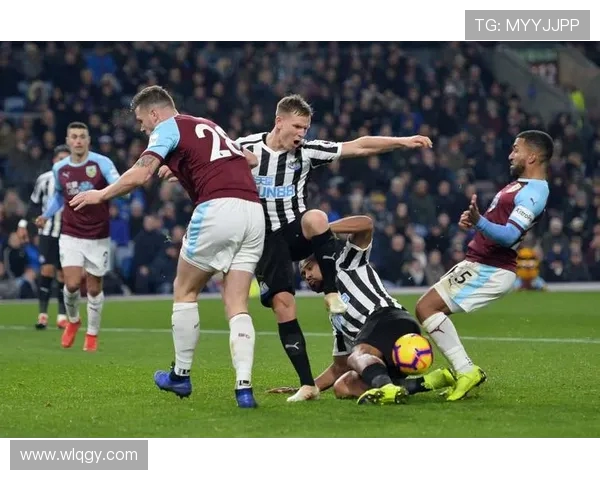 英超球队上赛季排名对比分析变化趋势