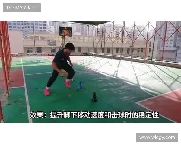 足球训练中的核心力量训练与比赛实战应用 足球训练中的核心力量训练与比赛实战应用