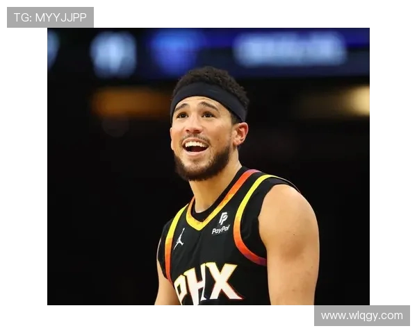 布克第三节狂砍18分奥特称有超级巨星在身边才能见证这样的辉煌时刻